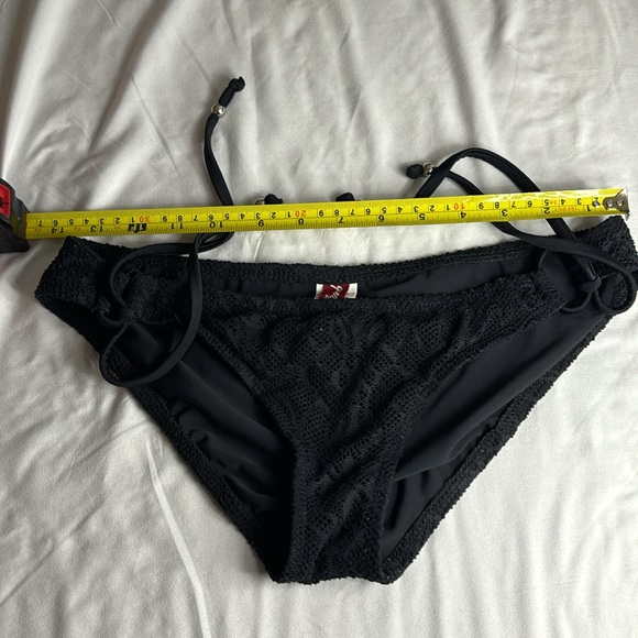 Guess USA black bikini bottom size small made in California - Picture 2 of 4